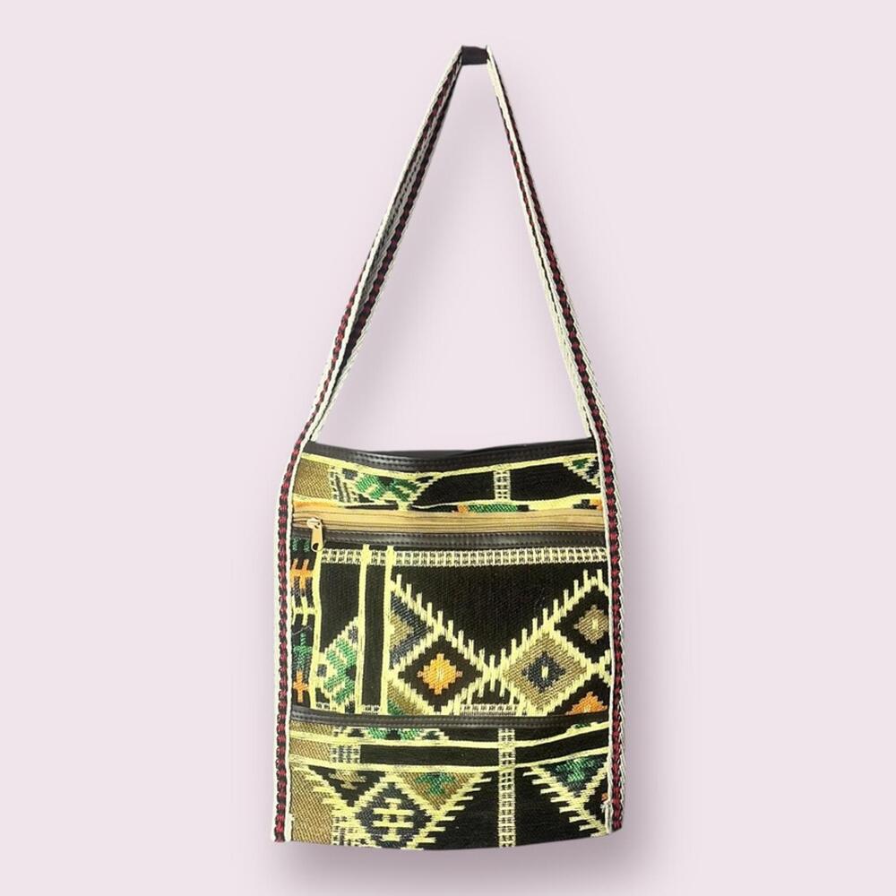 Large‎ Bohemian Crossbody Carpet Bag